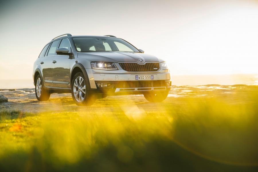  Skoda Octavia Scout 2015 года  (AU) (фото 7 из 30)